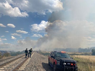 airport fire south metro fire rescue douglas county.jpg